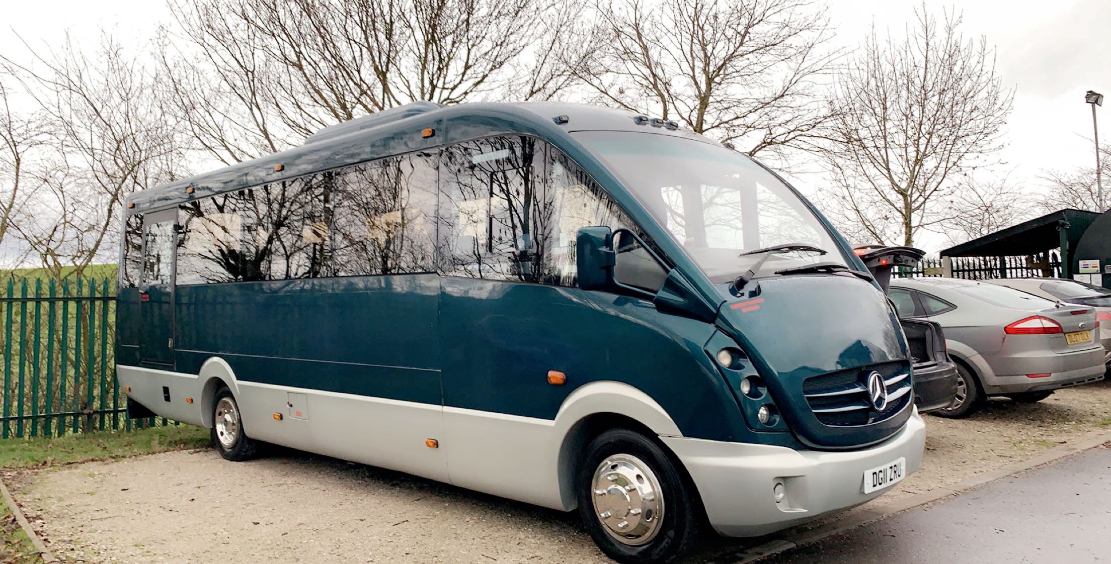 49 Seater Executive Class Coach 49 Seat Coach