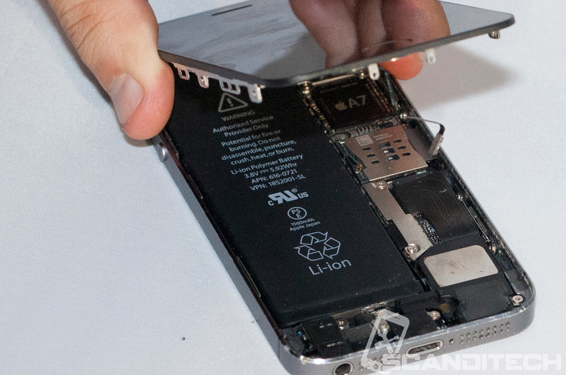 iPhone 5S/5C battery replacement guide - Phone screen lifting