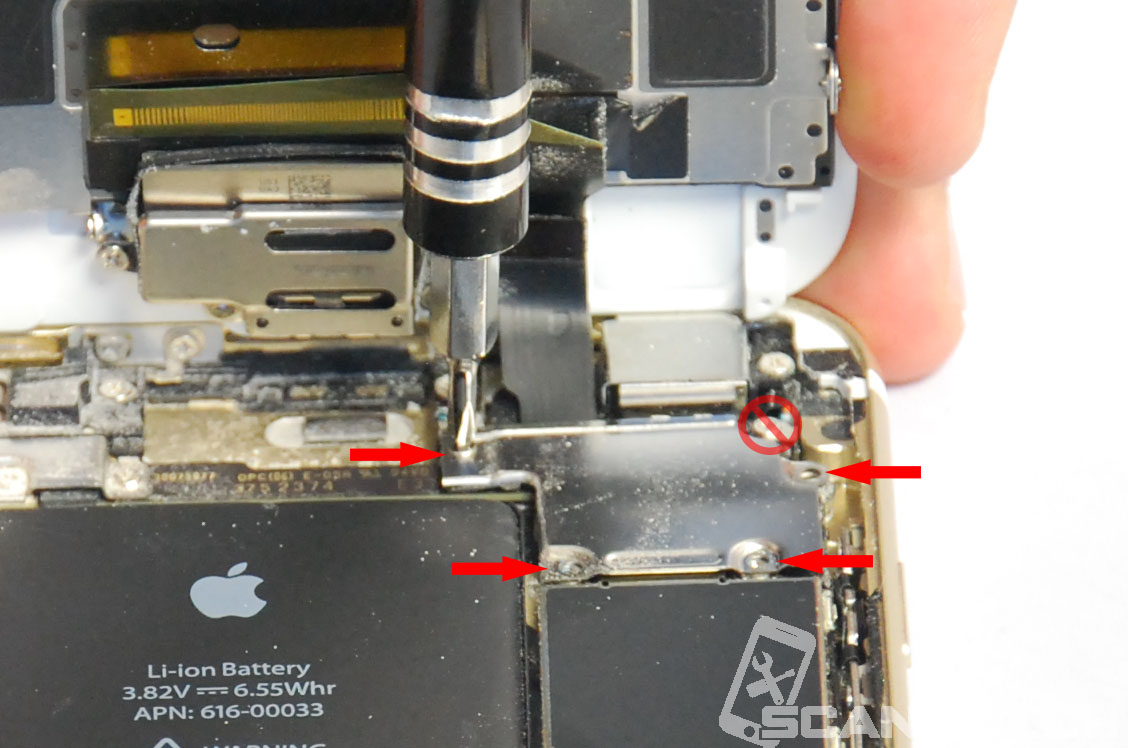 iPhone 6S battery replacement guide - Locating metal cover