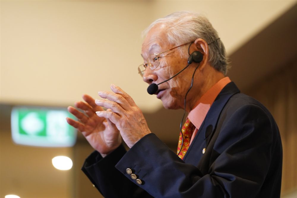Prof Zhu