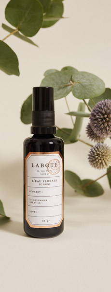 Eau florale pour le visage Eau florale vendue au bon marché