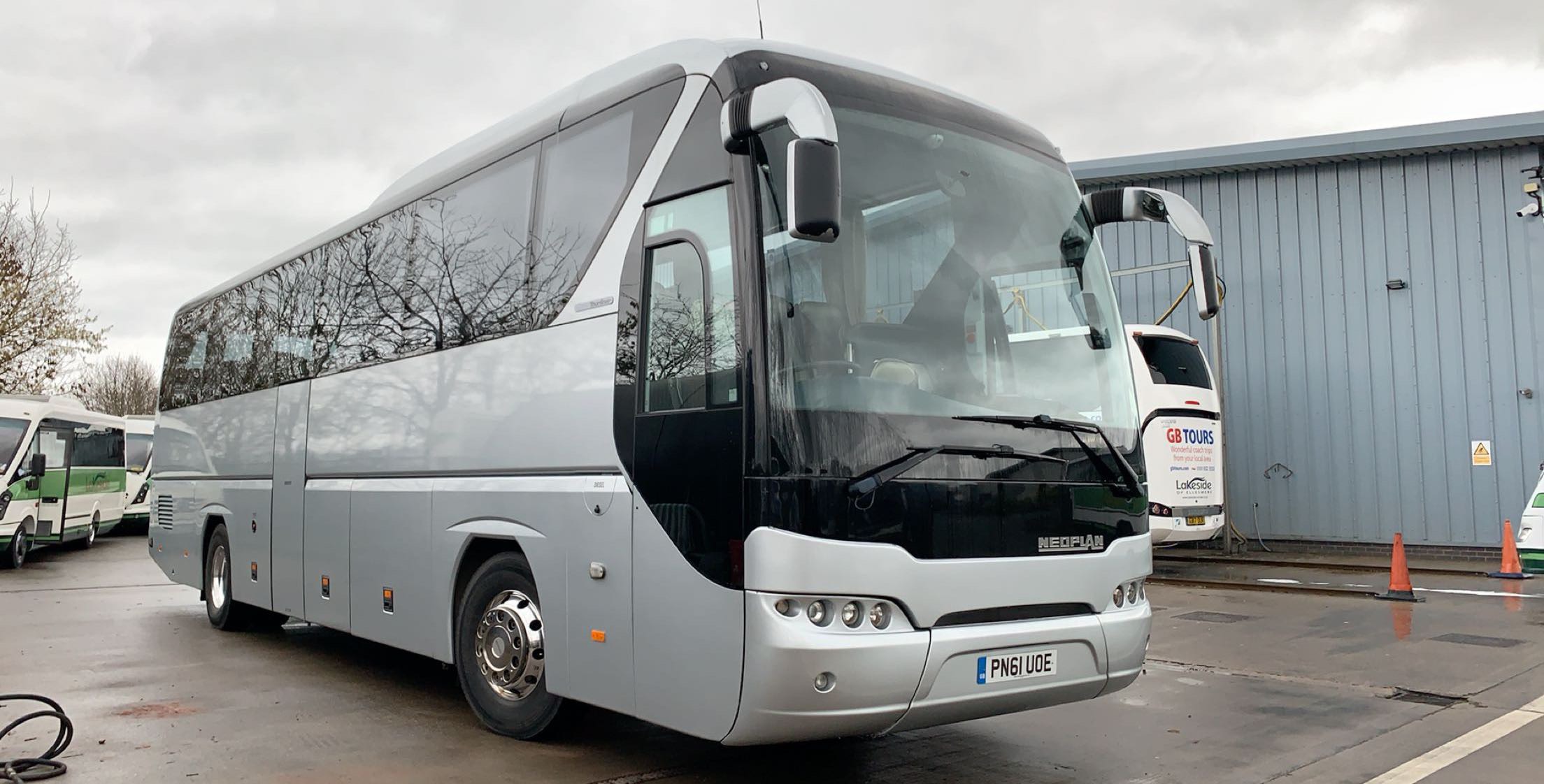 49 Seater Executive Class Coach 49 Seat Coach