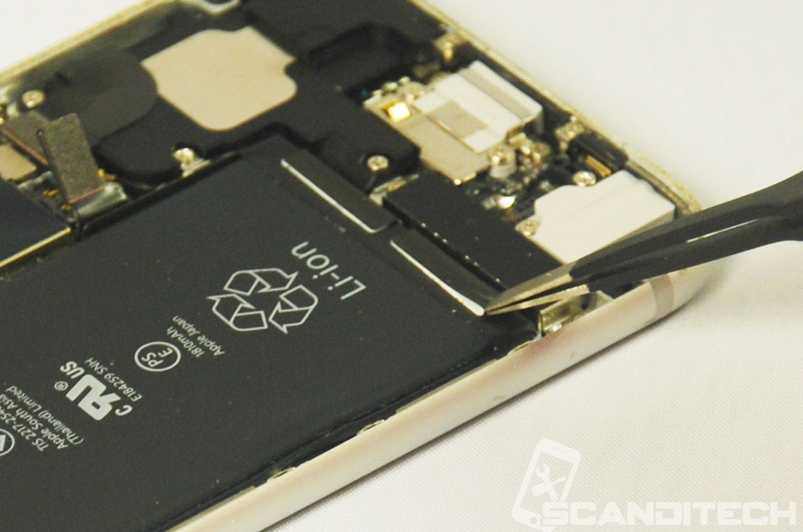 iPhone 6/6+ battery replacement guide - Removing adhesives - 1