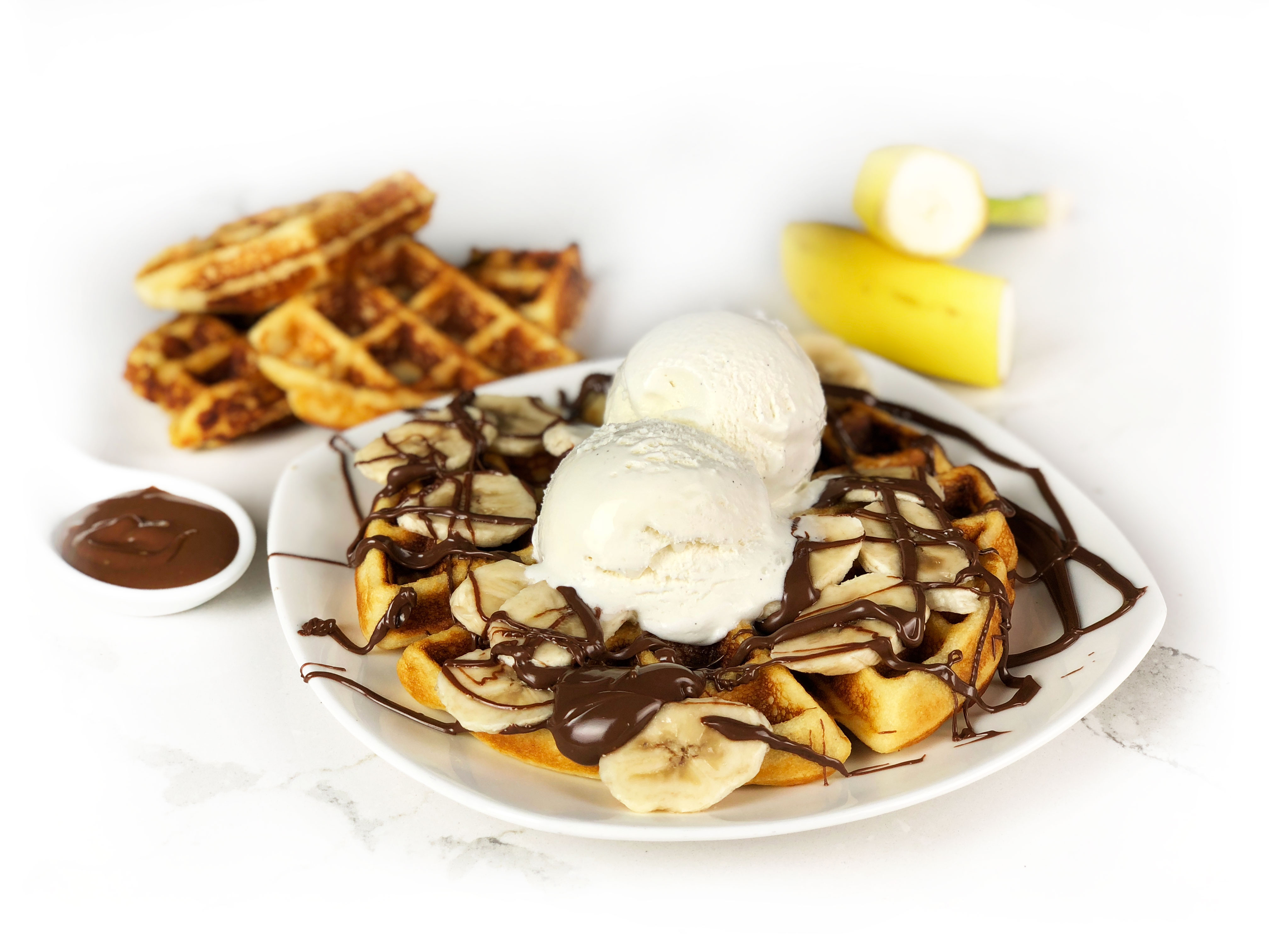 banana nutella waffle