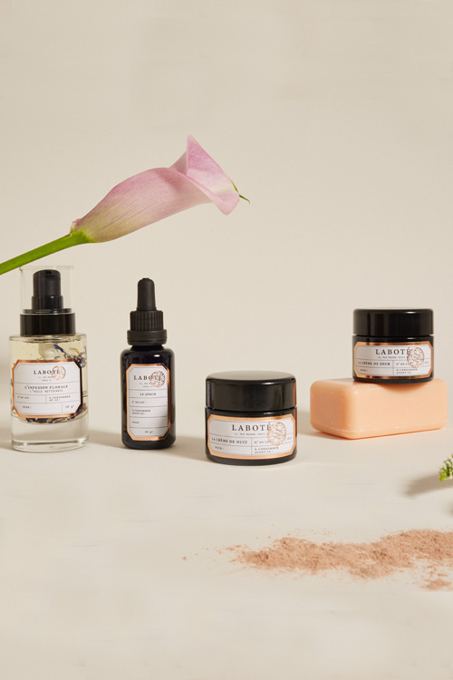 La routine beauté aux plantes médicinales La routine beauté naturelle