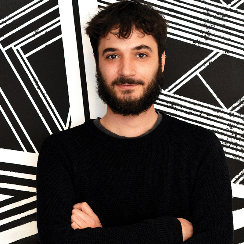 Daniel Arab inhaber von Colorblind Patterns Berlin Design Muster Pattern Kommunikationsdesign Daniel Arab inhaber von Colorblind Patterns Berlin Design Muster Pattern Kommunikationsdesign beirut atelier laden in wedding berlinwedding