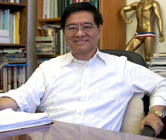 Dr Yong Instructing